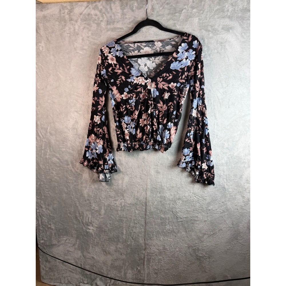 AE Soft & Sexy Top Women XS‎ Black Floral Bell Sleeve Crop Tie Front Boho